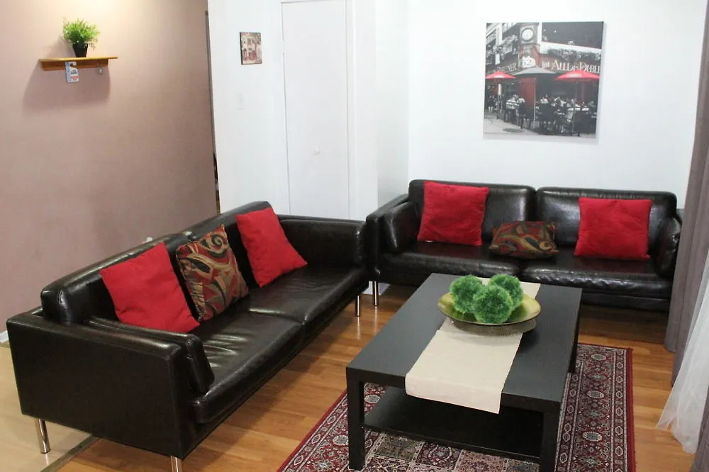 Adib Apartments - 931 Pinecrest Rd, Unit B Kanada